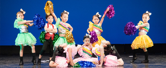成龍全人發展中心學員 榮獲「荃灣區舞蹈大賽2014/15」西方舞公開組銀獎 相片