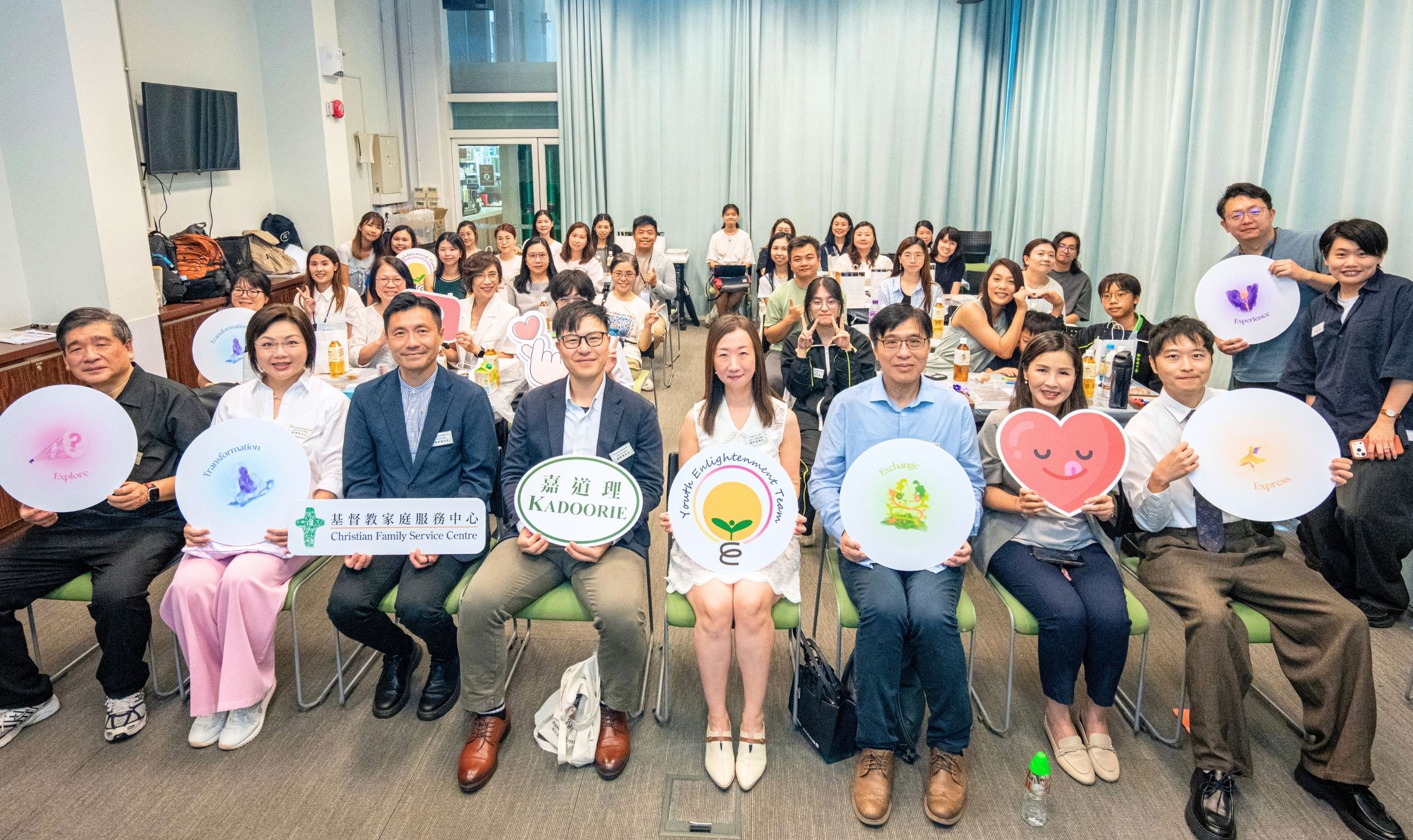 封面圖片 - 「開放藝術工作室計劃」成果分享會暨「Teen地．筆容」學生展圓滿結束